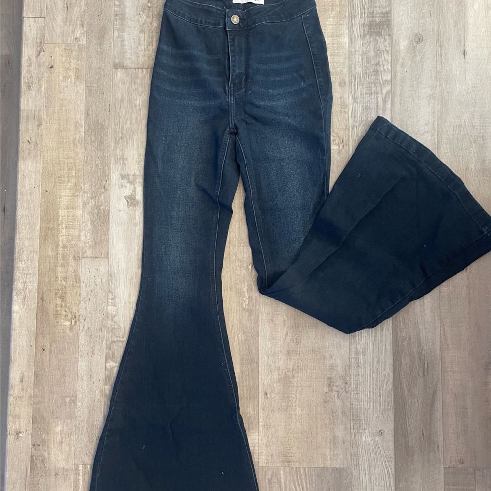 KanCan Flare Jeans
